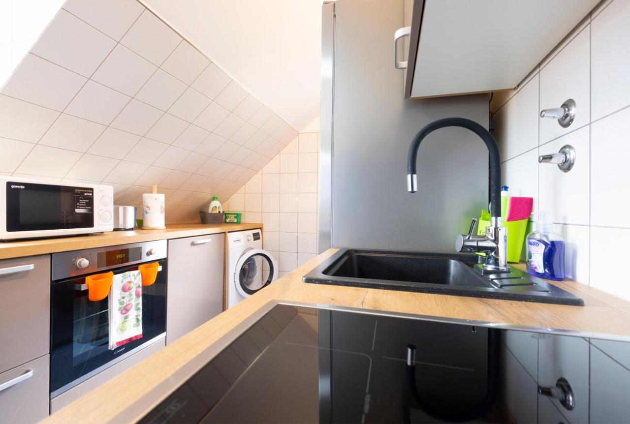 Apartments Apple Garden 4P Блед Екстериор снимка
